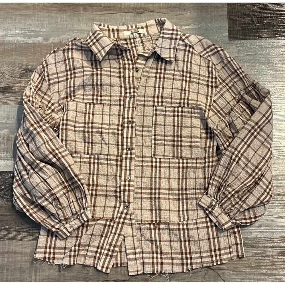 Gimmicks by BKE Womens Medium Brown Plaid Button Down Shirt Frayed Hem Boho Top